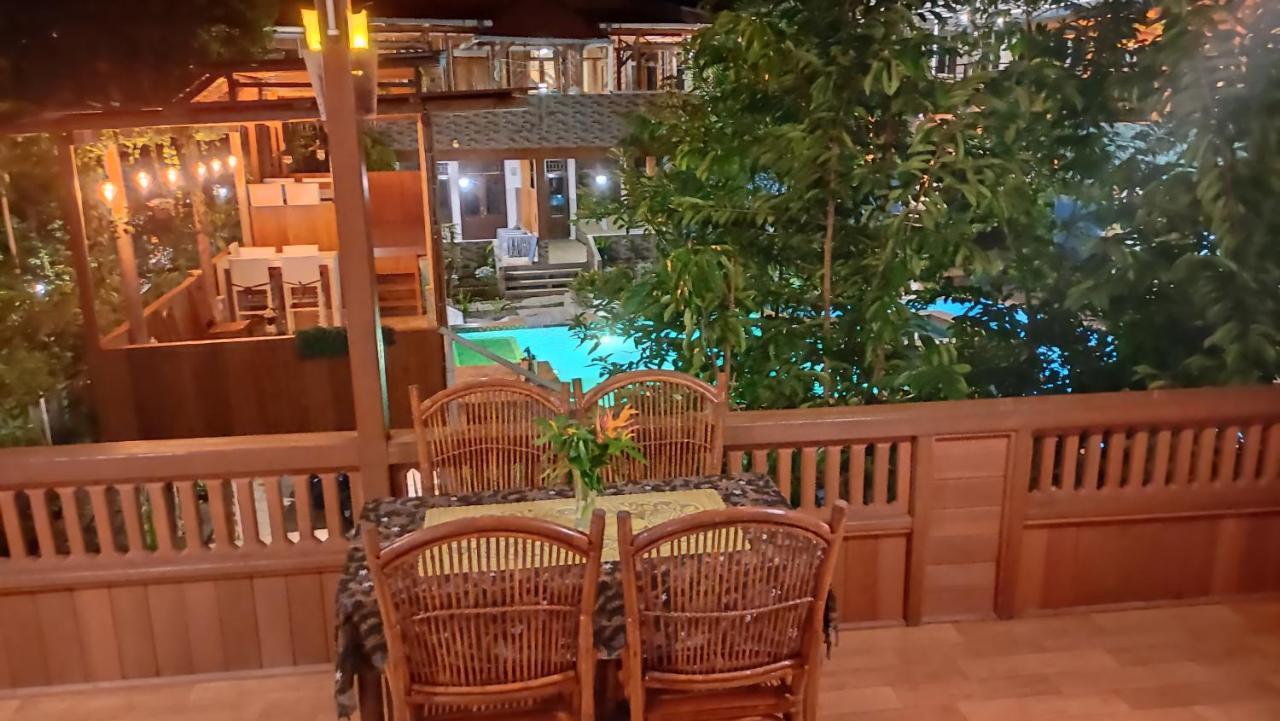 Bunaken Villa Queen'S Dive 美娜多 外观 照片