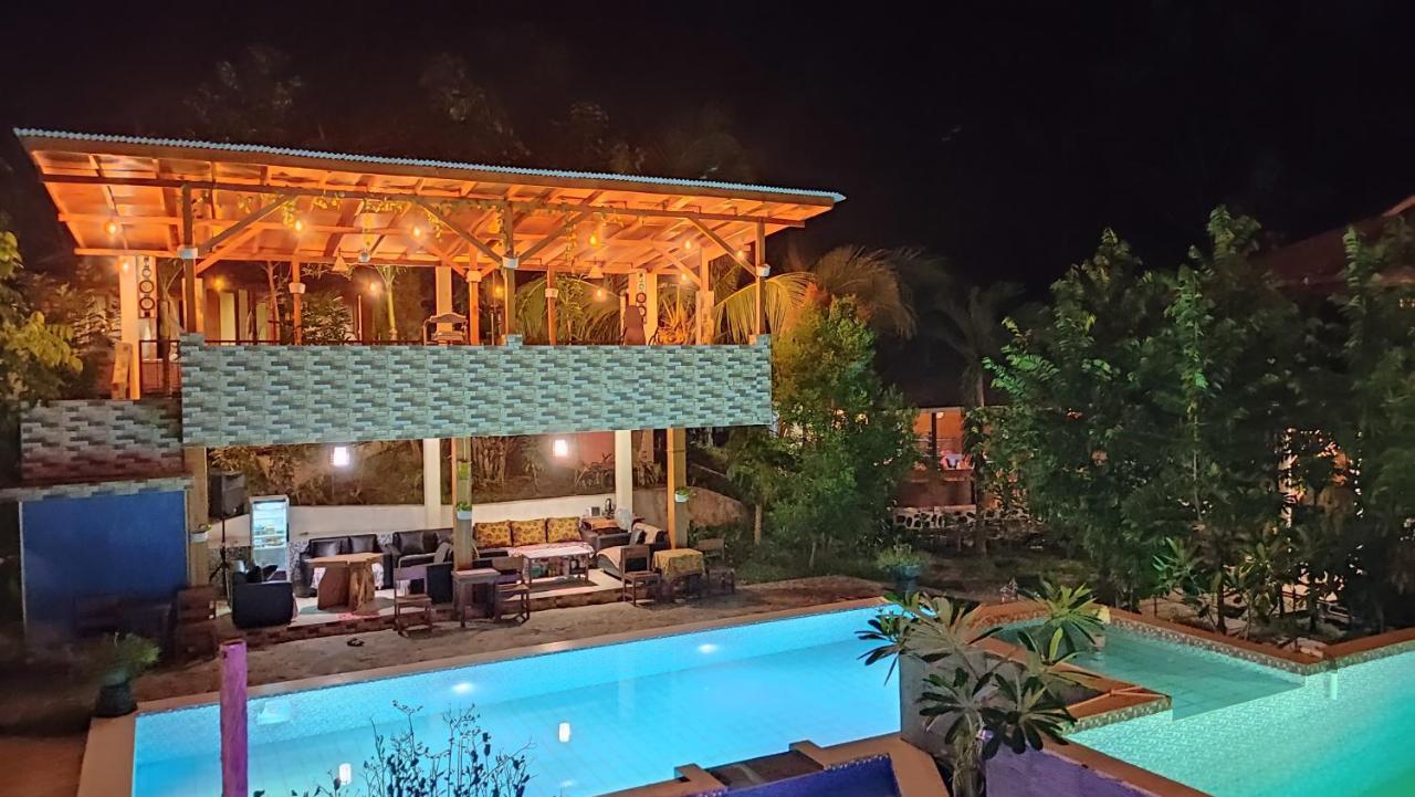 Bunaken Villa Queen'S Dive 美娜多 外观 照片