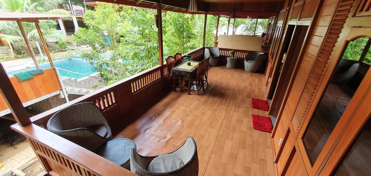 Bunaken Villa Queen'S Dive 美娜多 外观 照片