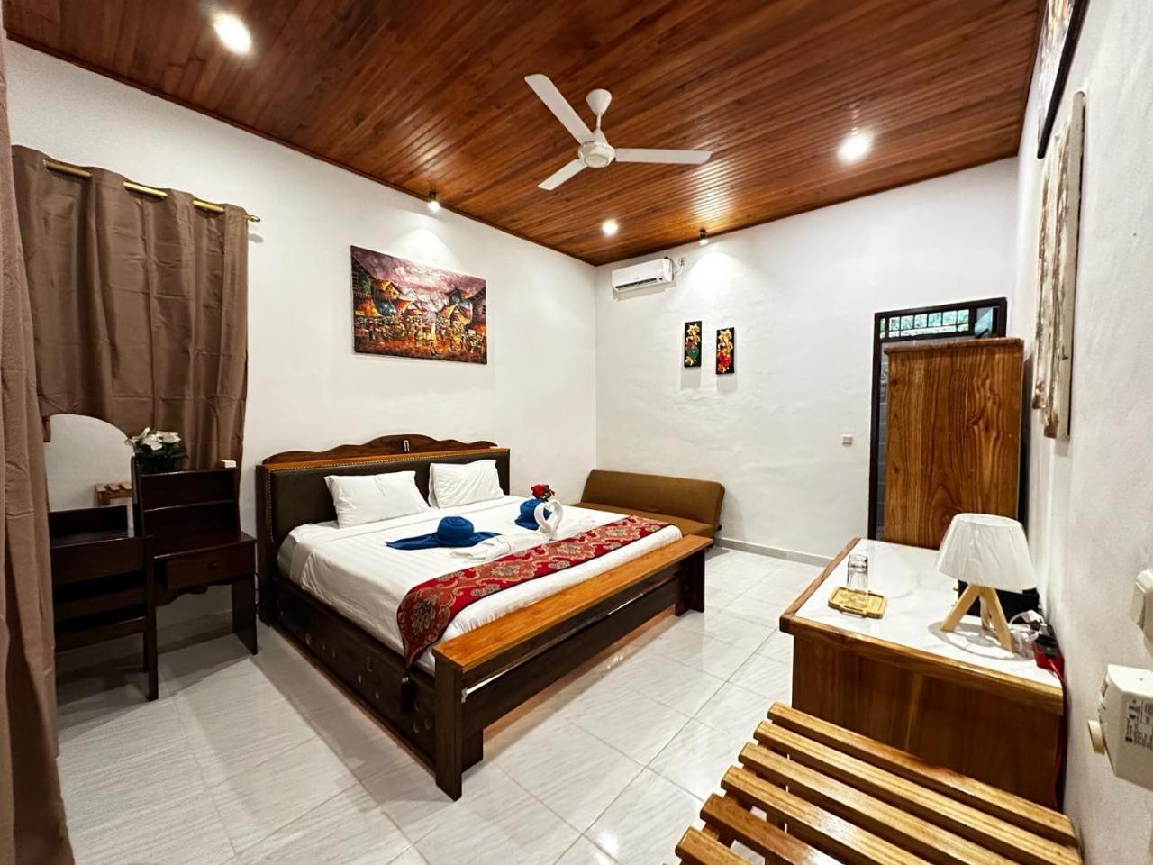 Bunaken Villa Queen'S Dive 美娜多 外观 照片