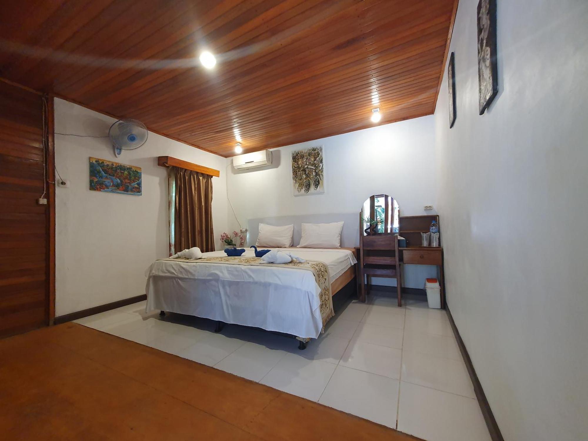 Bunaken Villa Queen'S Dive 美娜多 外观 照片